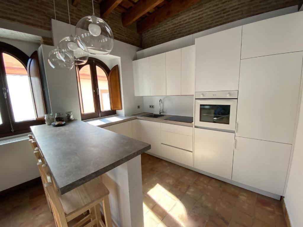 Apartamento Hostfy Centro, Puerta Osario Sevilla Exterior foto